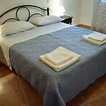 Giannoylas Hoyse{Pigadi